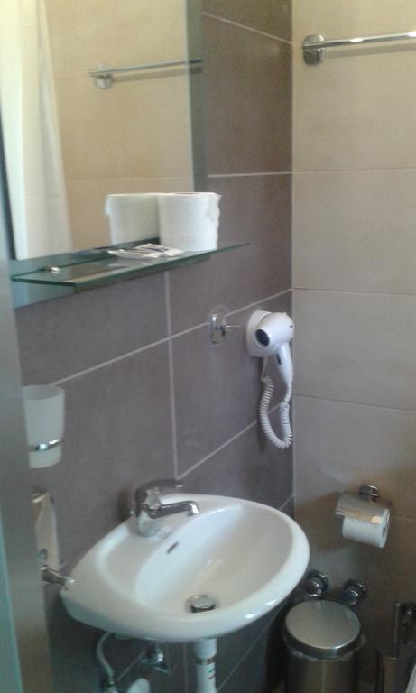 Hotel Ballas Agria Dış mekan fotoğraf